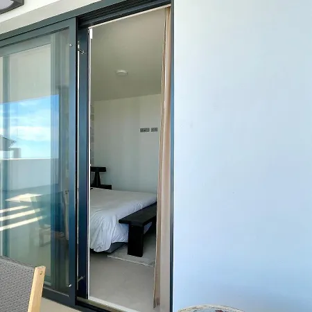 Bayview -superb Luxurious Sea View Penthouse With Private Hot Tub By Solrentspain Appartement *