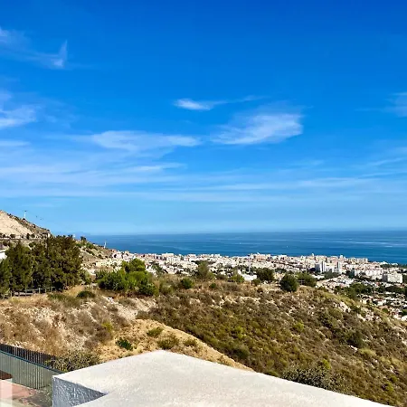 Bayview -superb Luxurious Sea View Penthouse With Private Hot Tub By Solrentspain Apartment *