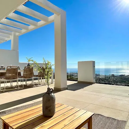 Bayview -superb Luxurious Sea View Penthouse With Private Hot Tub By Solrentspain Apartment Benalmadena