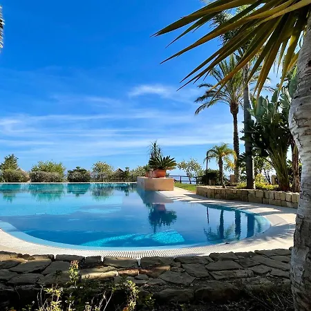 Bayview -superb Luxurious Sea View Penthouse With Private Hot Tub By Solrentspain Apartment