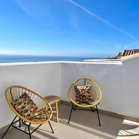 Bayview -superb Luxurious Sea View Penthouse With Private Hot Tub By Solrentspain Apartment Benalmadena